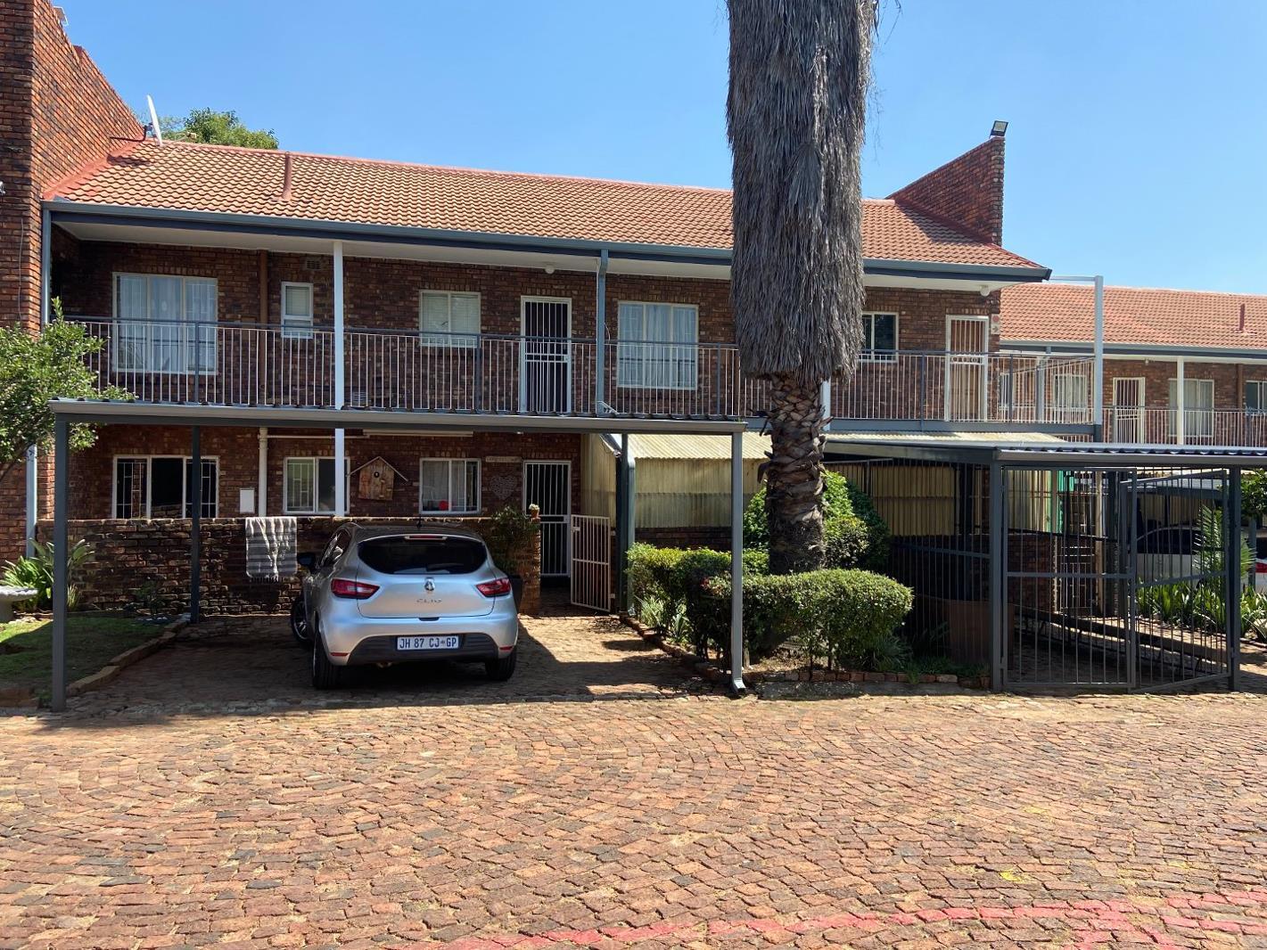 2 Bedroom Townhouse in The Reeds