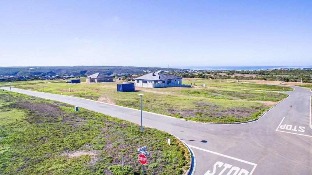 649 m² Land available in Stilbaai Wes