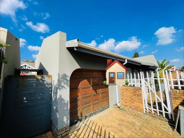 3 Bedroom House in Mulbarton