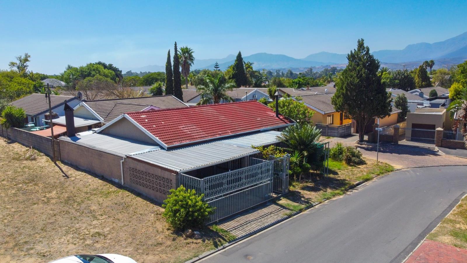 3 Bedroom House in Northern Paarl