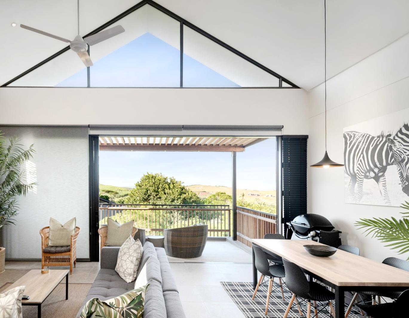 3 Bedroom Apartment in Sheffield Beach