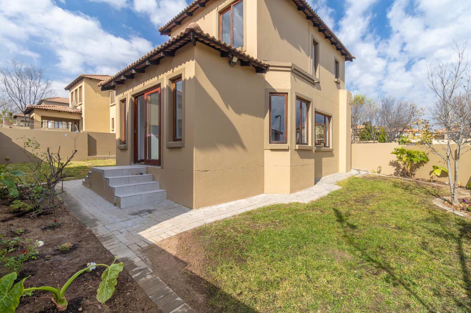 2 Bedroom Cluster in Kyalami