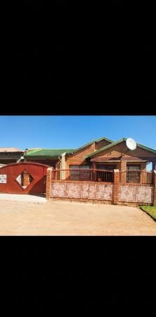 1 Bedroom House in Mankweng