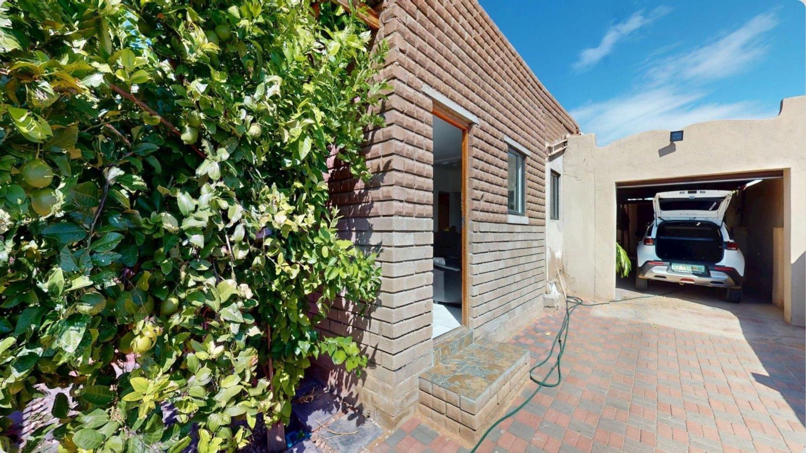 3 Bedroom House in Morning Glory