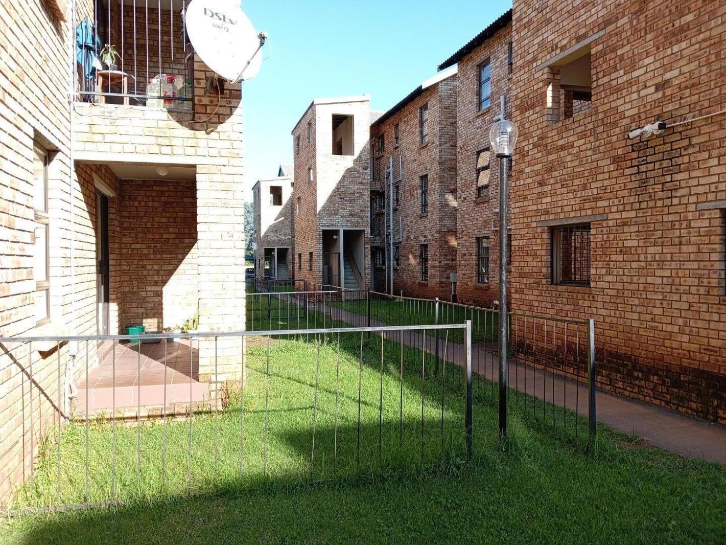 2 Bedroom Townhouse in Princess AH
