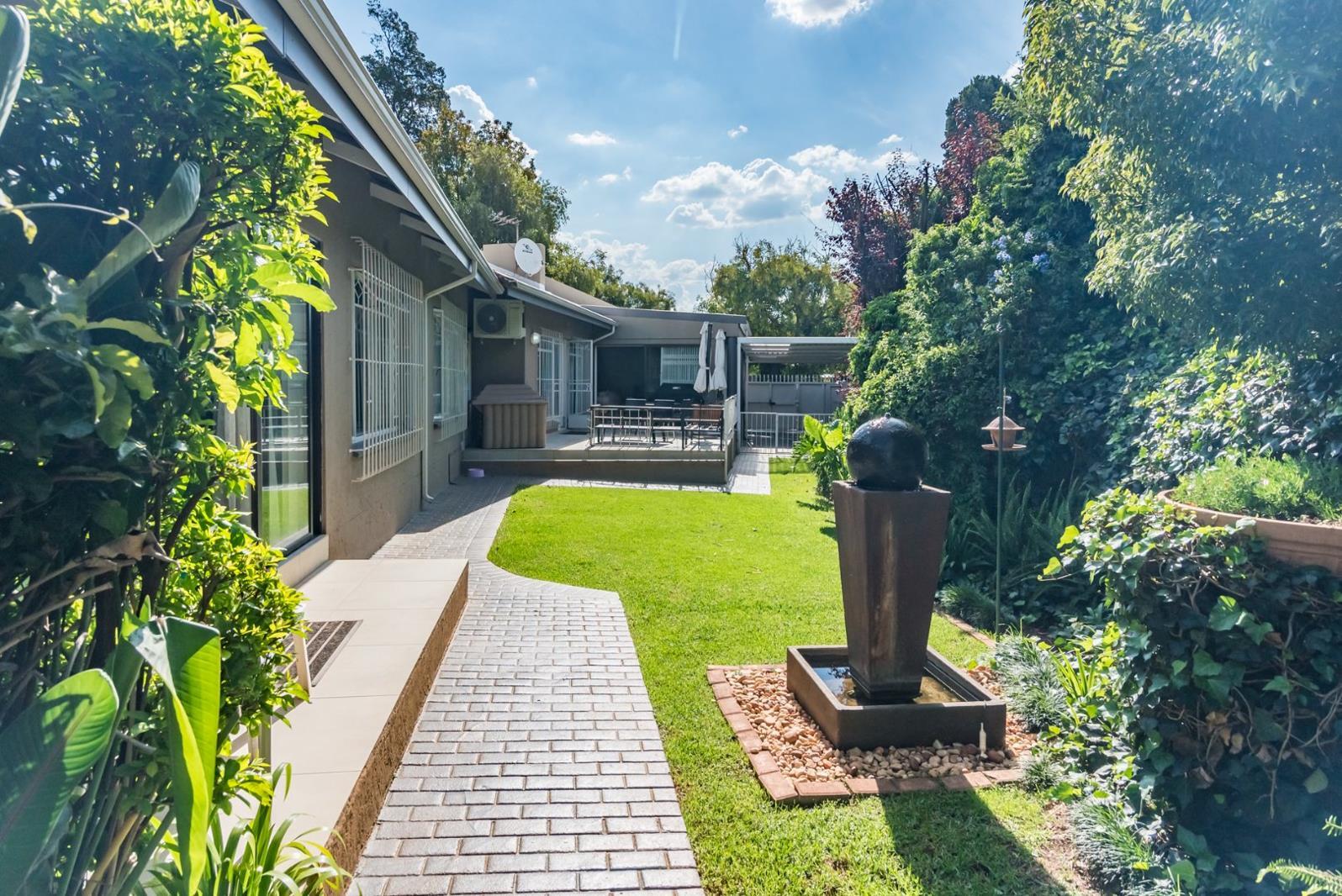 3 Bedroom House in Montgomery Park