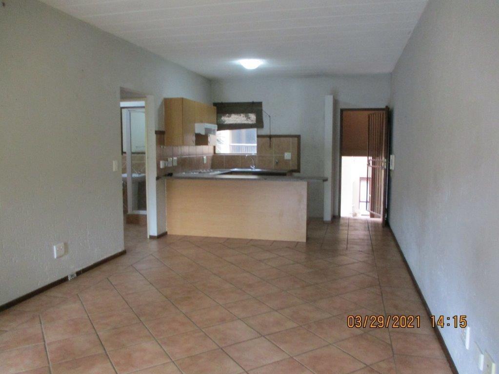 1 Bedroom Apartment in Douglasdale
