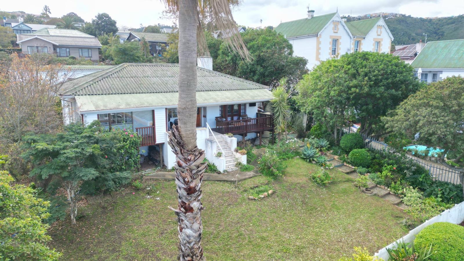 2 Bedroom House in Knysna Central