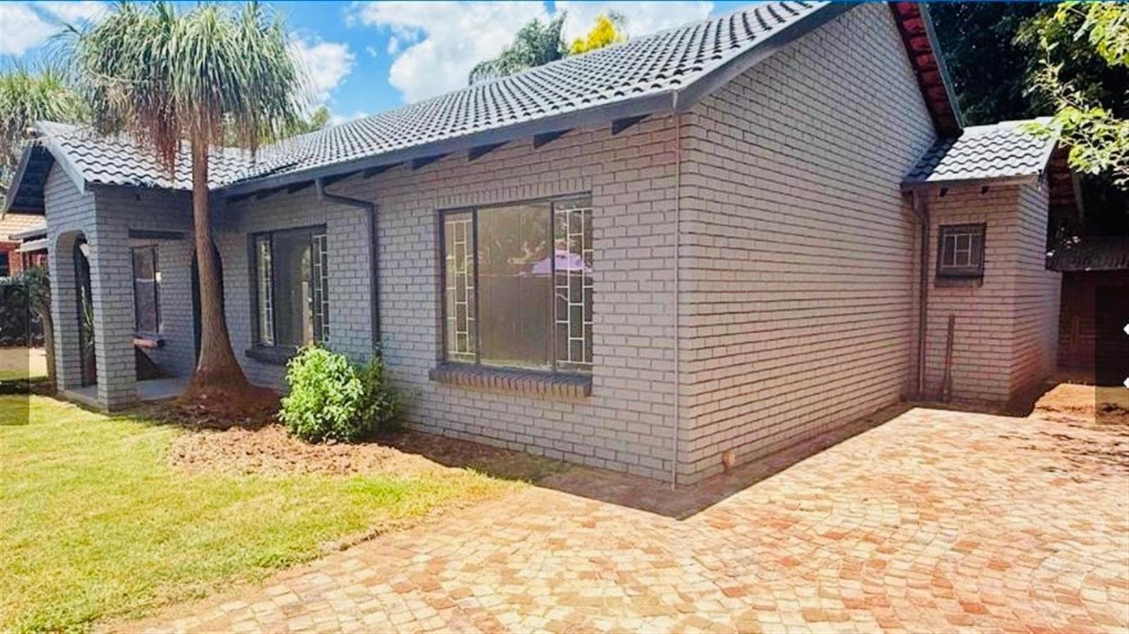 3 Bedroom House in Doornpoort
