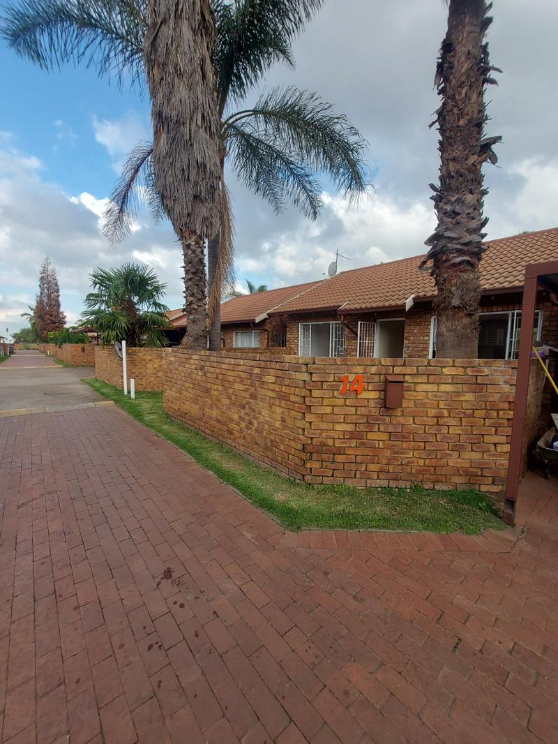 2 Bedroom Townhouse in Birchleigh