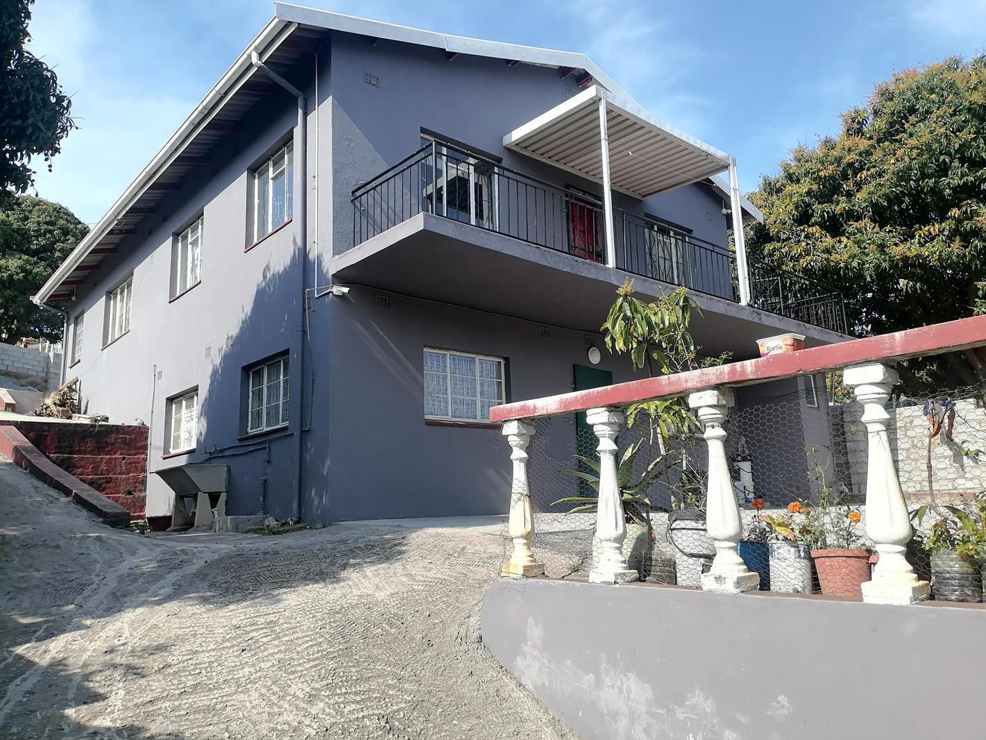 8 Bedroom House in Warrenton