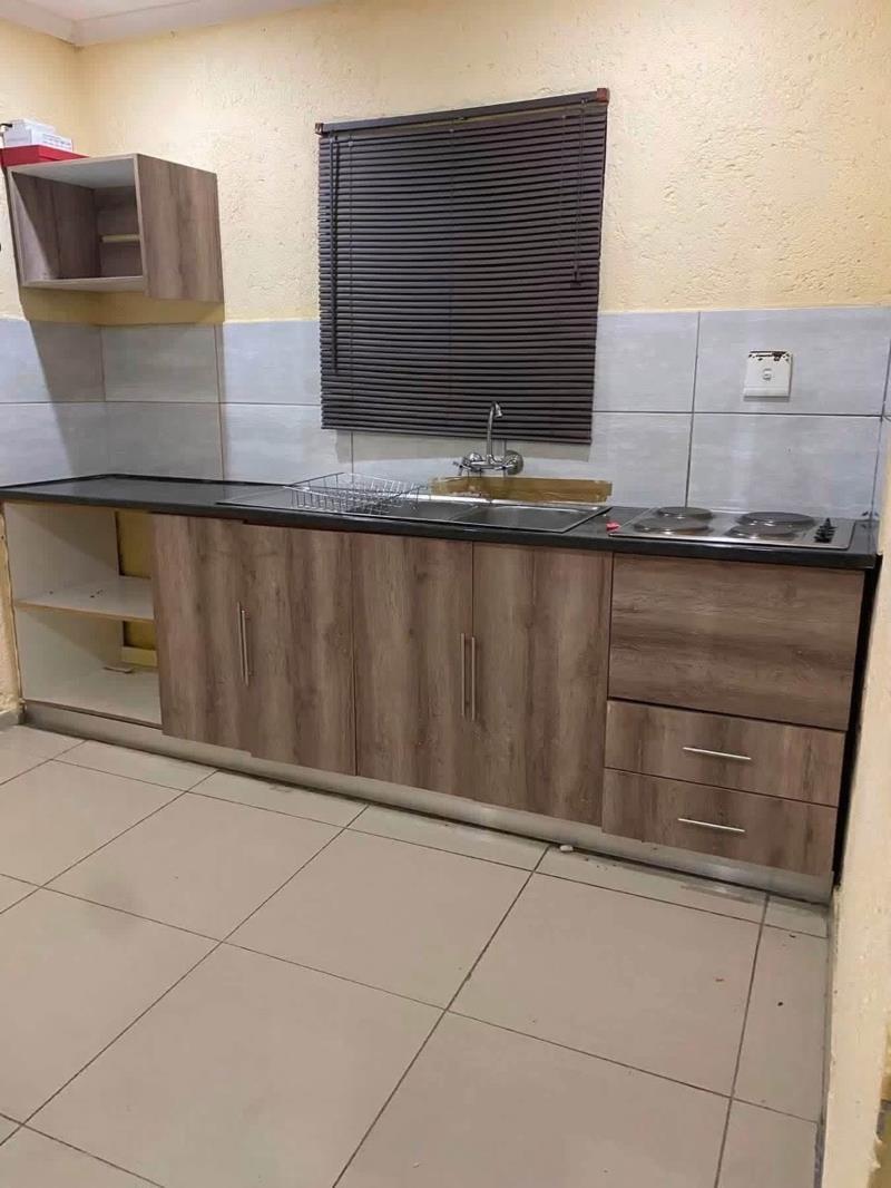 1 Bedroom House in Karino