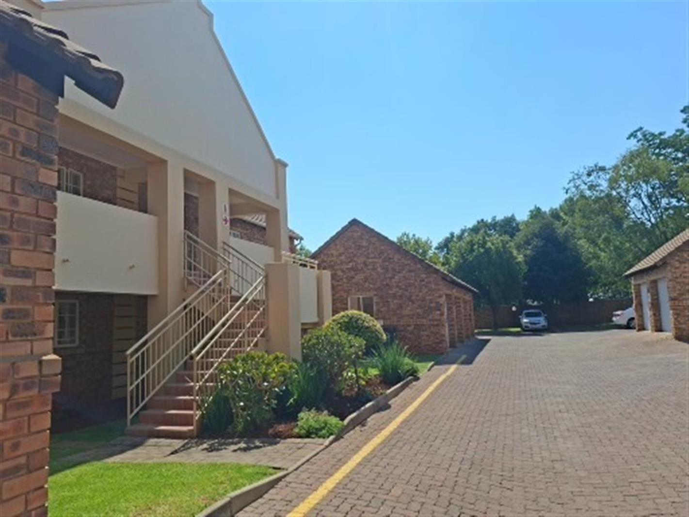 2 Bedroom Townhouse in Olympus AH