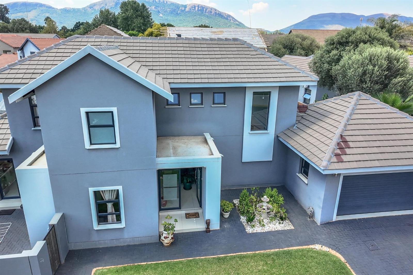 4 Bedroom House in Melodie