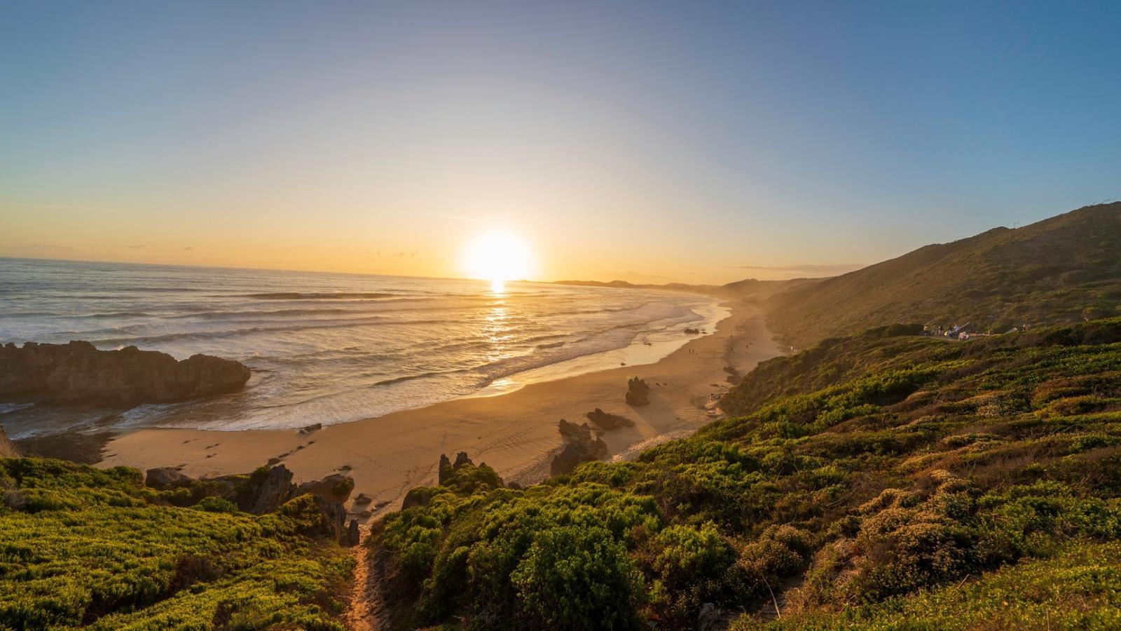 1 Bedroom Apartment in Brenton on Sea