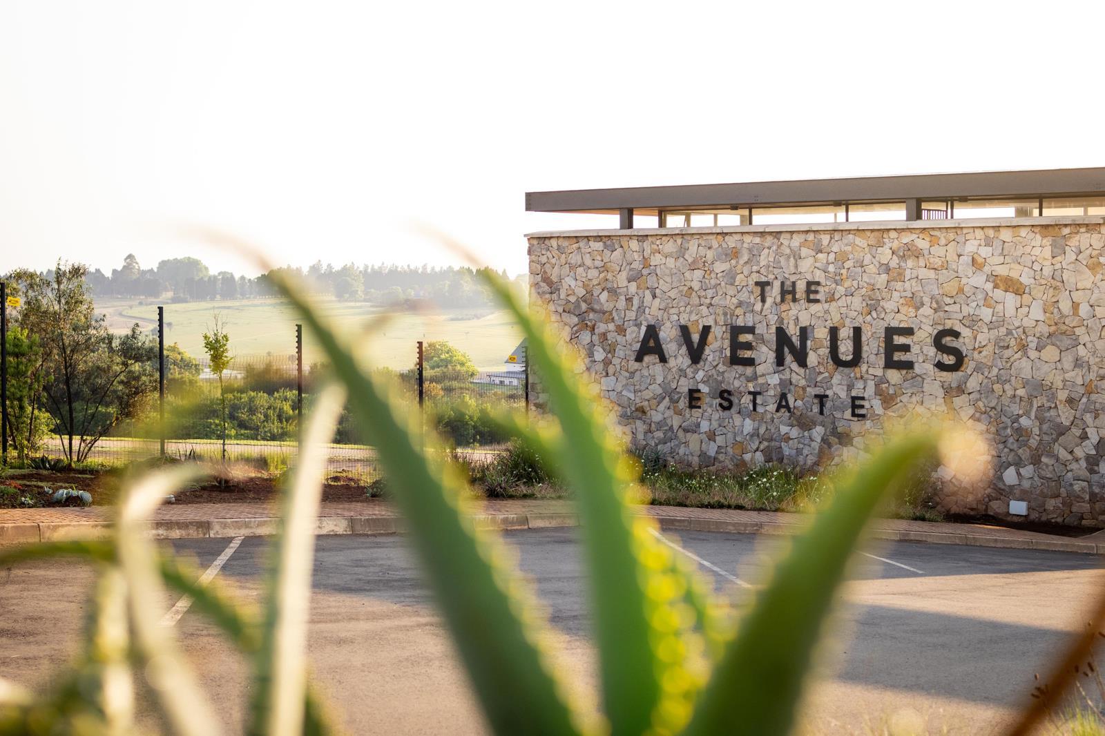 811 m² Land available in The Avenues