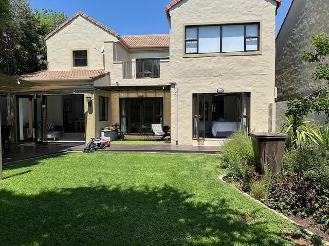 4 Bedroom Cluster in Lonehill