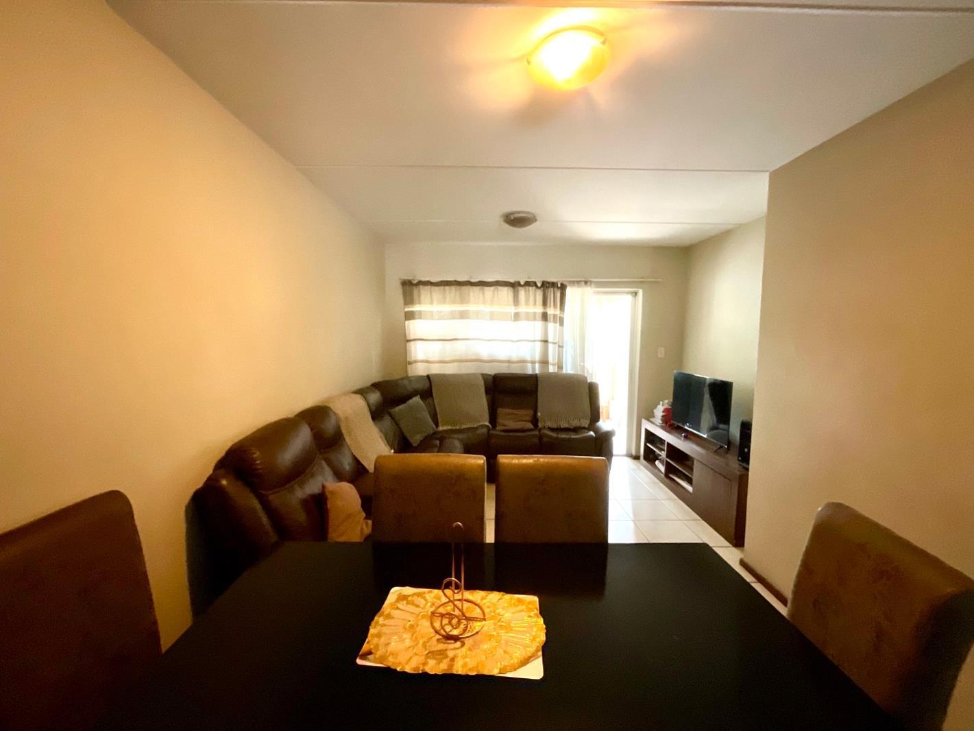 2 Bedroom Apartment in Ferndale