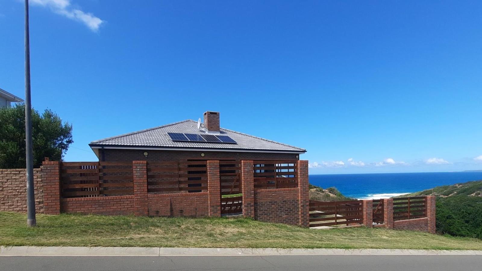 4 Bedroom House in Dana Bay