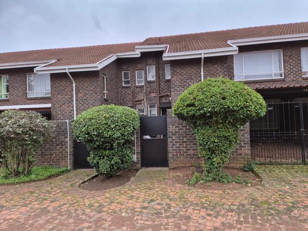 3 Bedroom Duplex in Birch Acres
