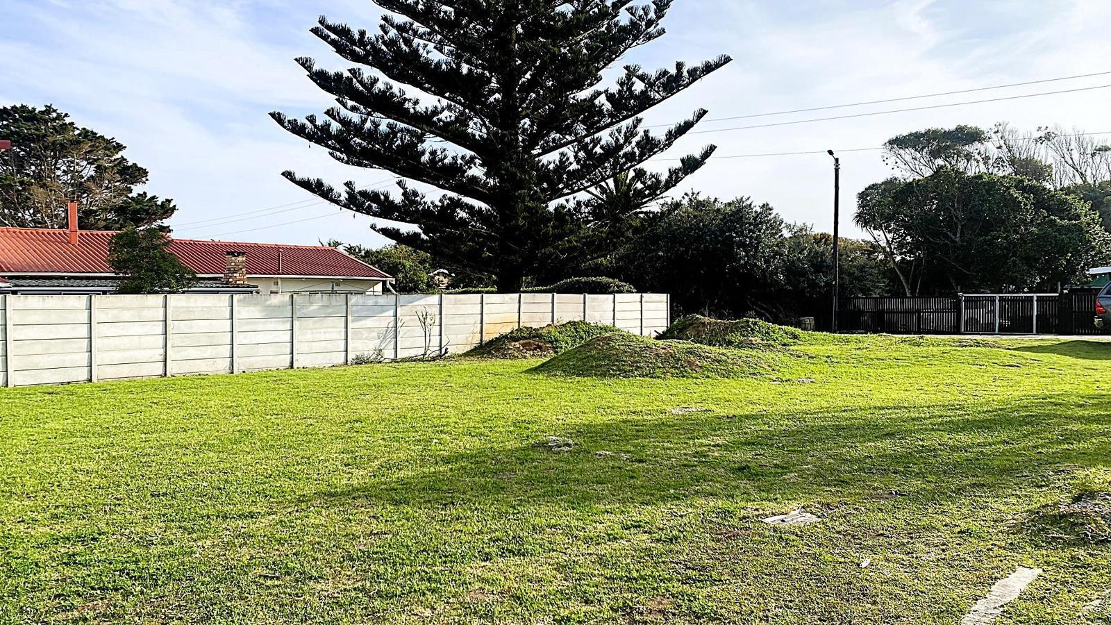 612 m² Land available in Boknesstrand