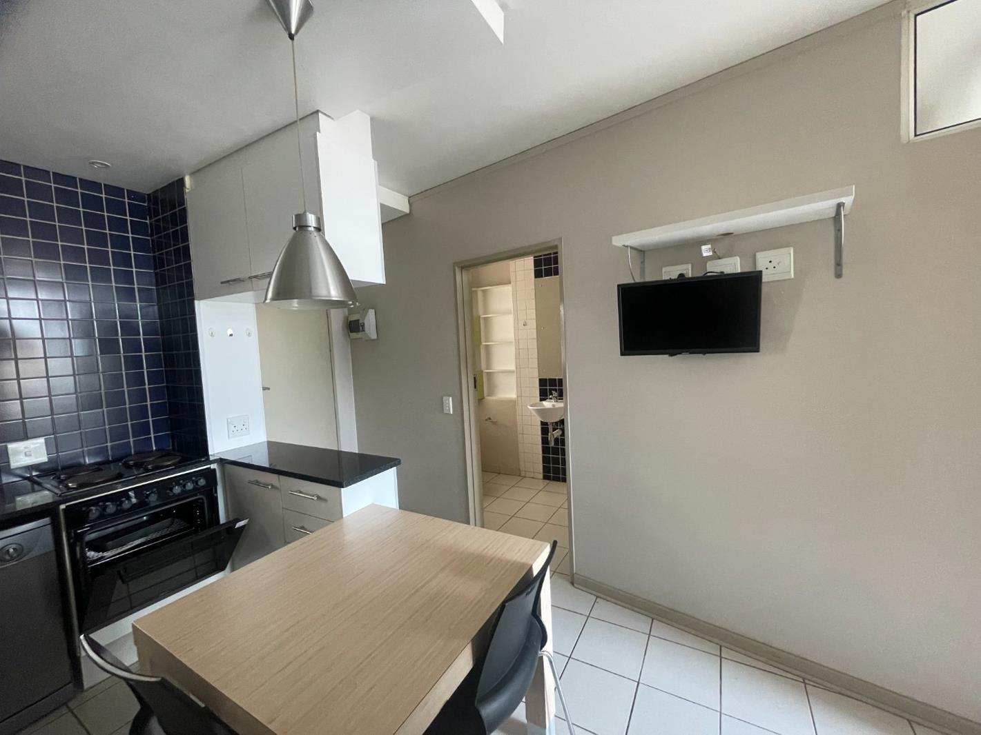 Studio apartment in Hillcrest