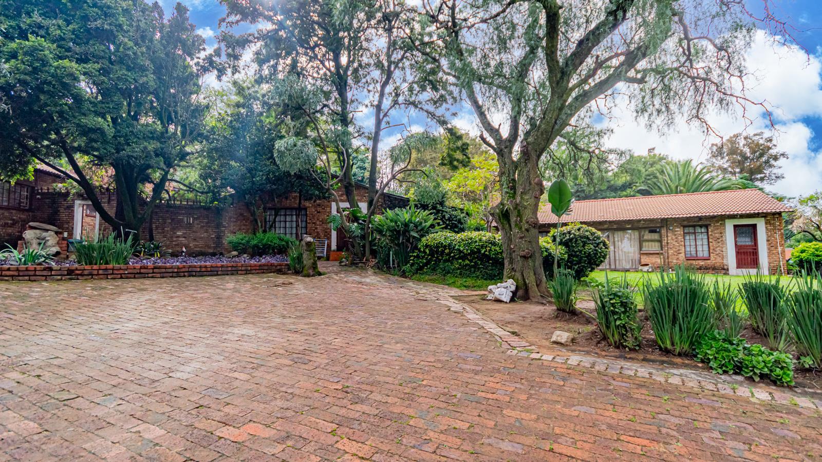 1 Bedroom Garden Cottage in Austin View