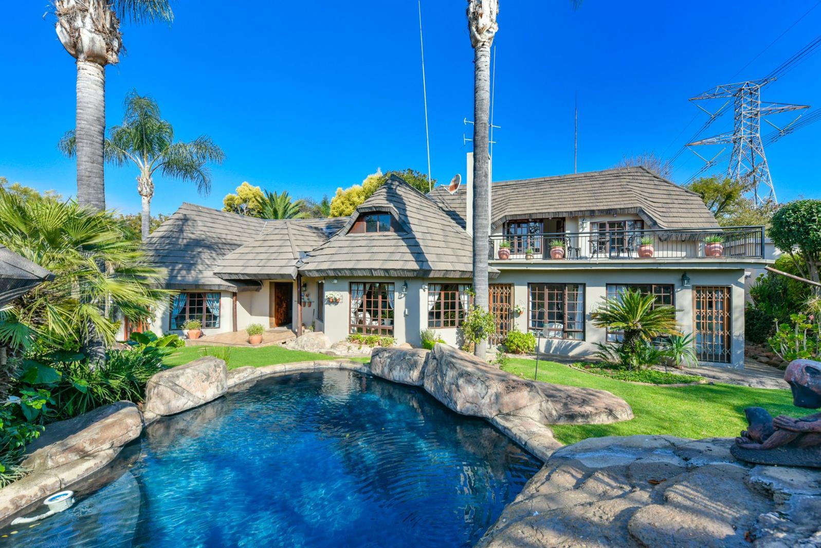 4 Bedroom House in Paulshof