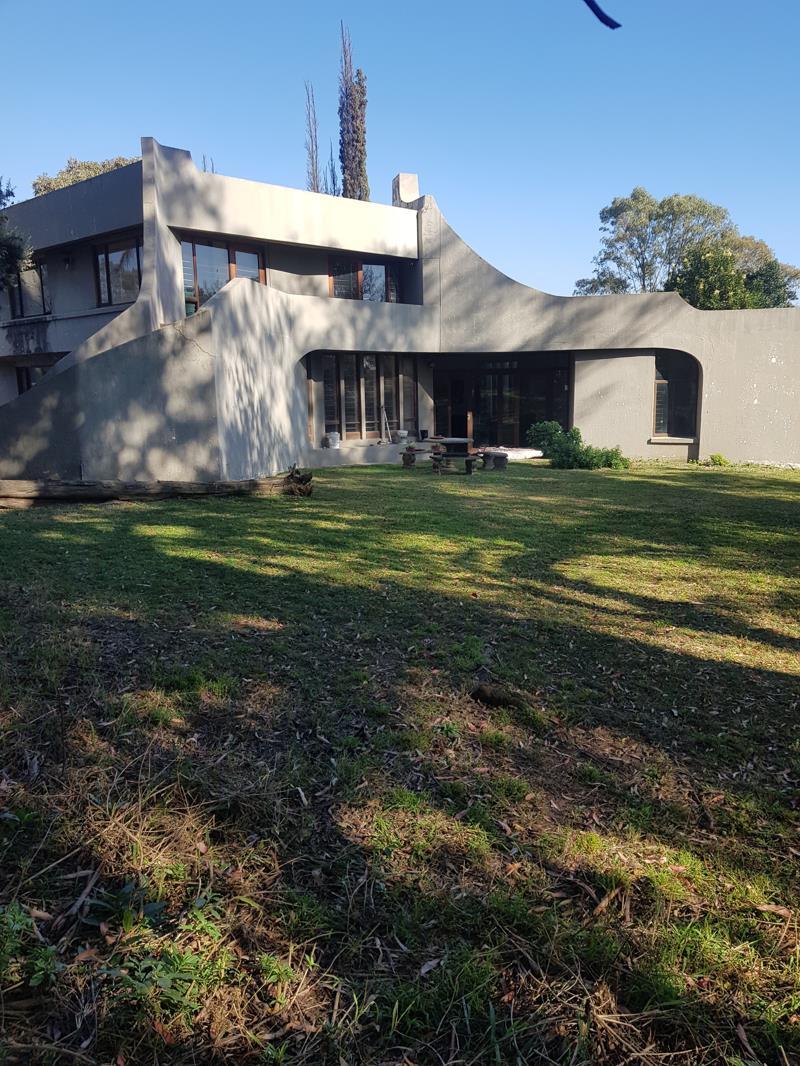 4 300 m² Land available in Woodmead