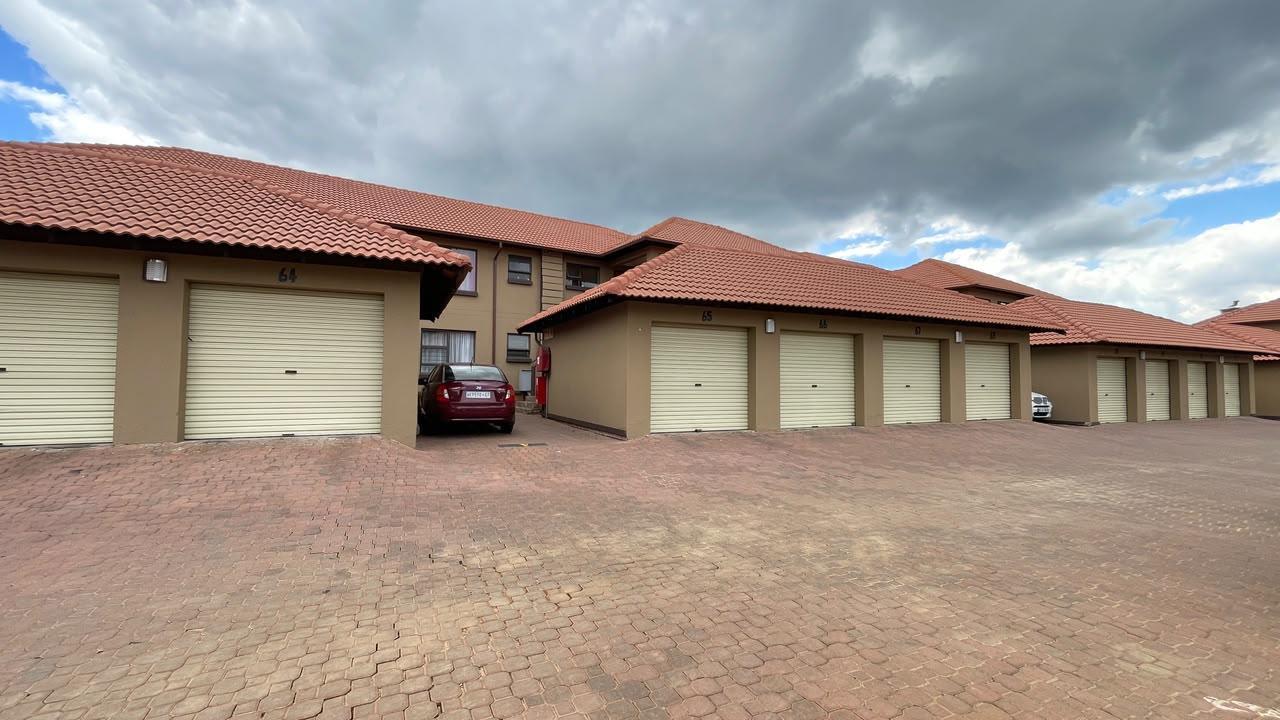 2 Bedroom Apartment in Comet