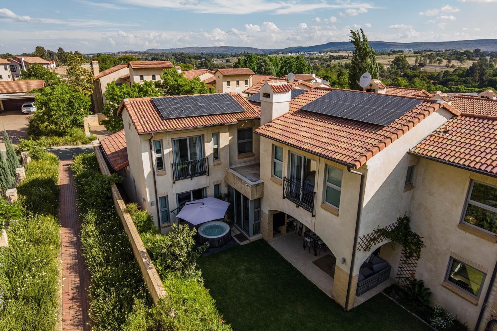 3 Bedroom House in Avianto Estate