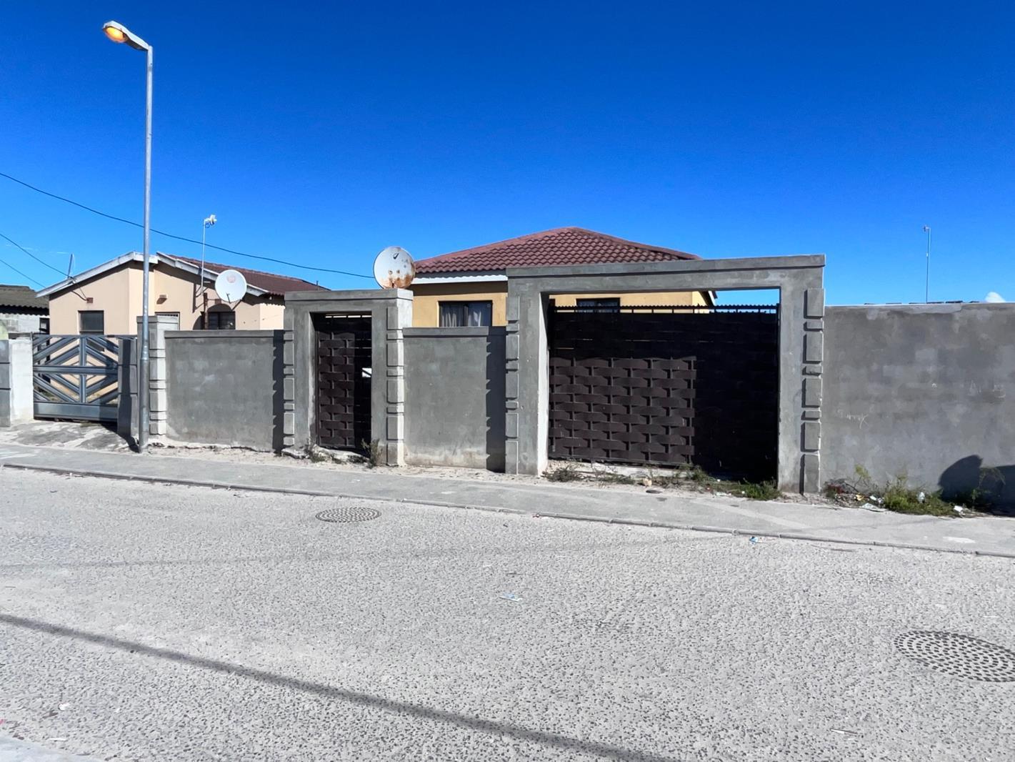 2 Bedroom House in Umrhabulo Triangle