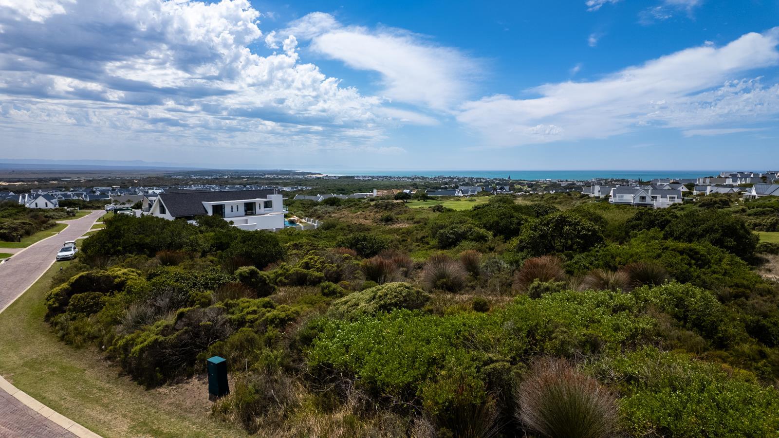 1 174 m² Land available in St Francis Links