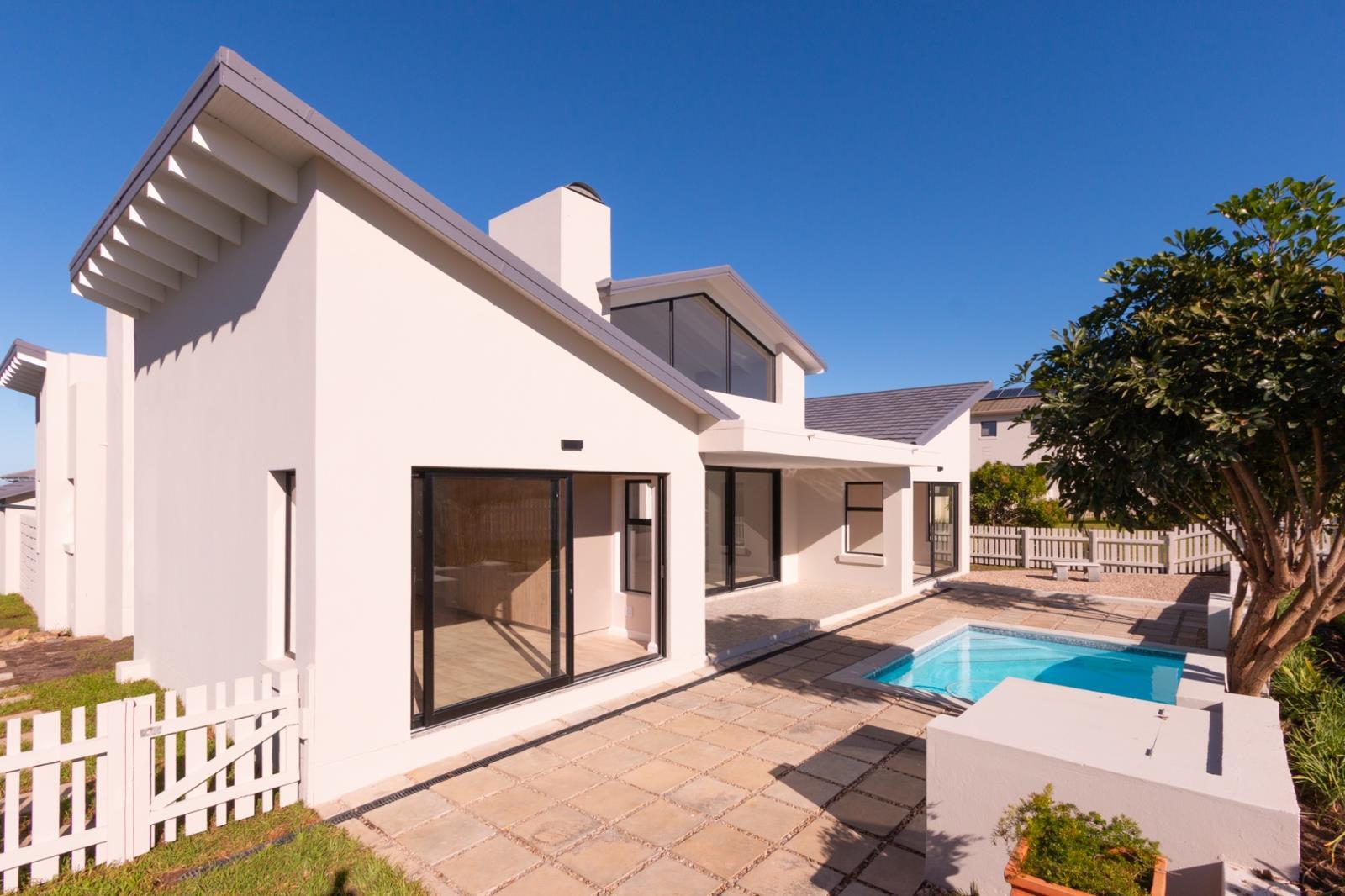 4 Bedroom House in Oubaai