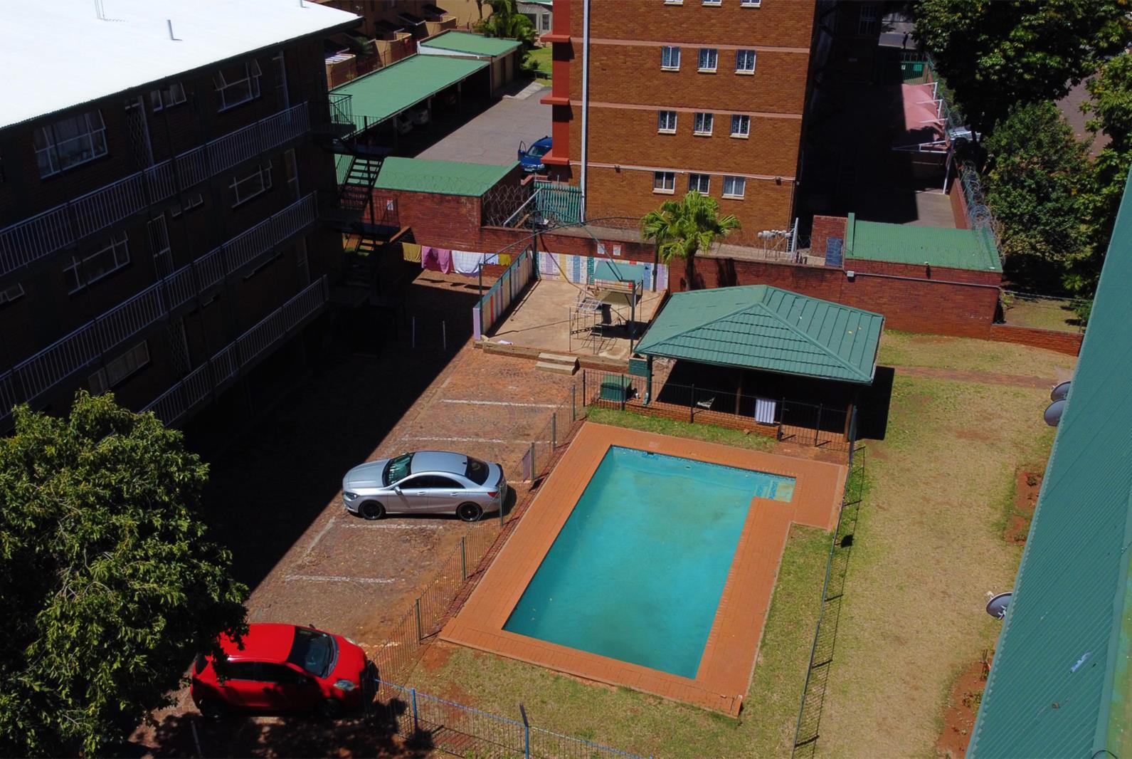 1.5 Bedroom Apartment in Wonderboom South