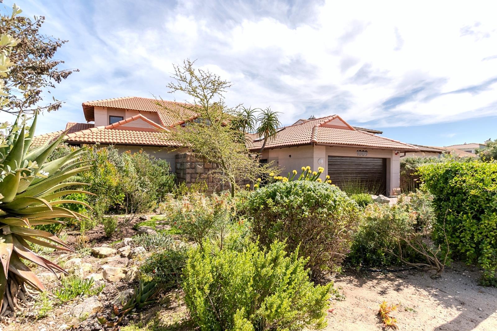 4 Bedroom House in Langebaan Country Estate