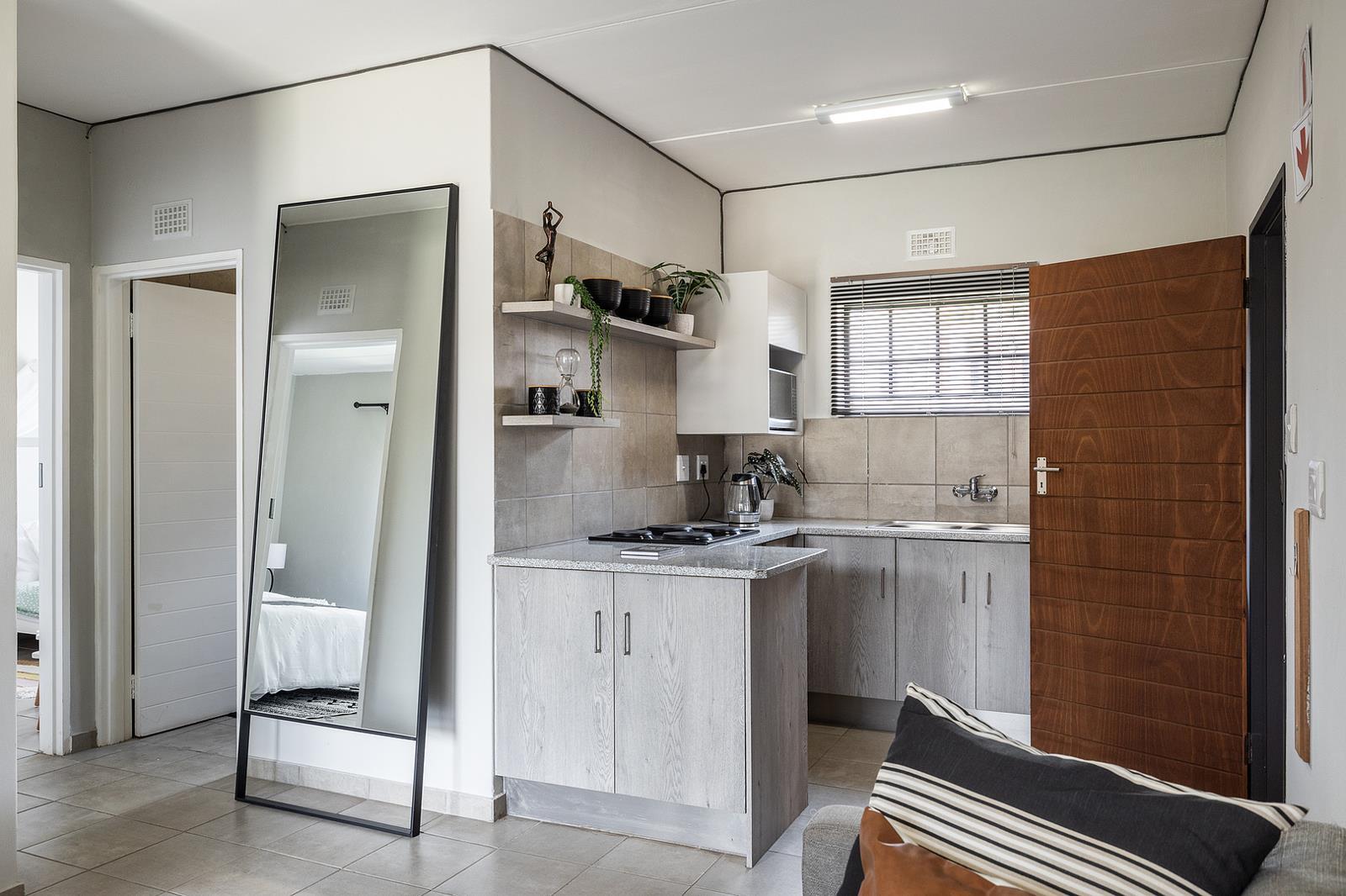 2 Bedroom Apartment in Olifantsvlei