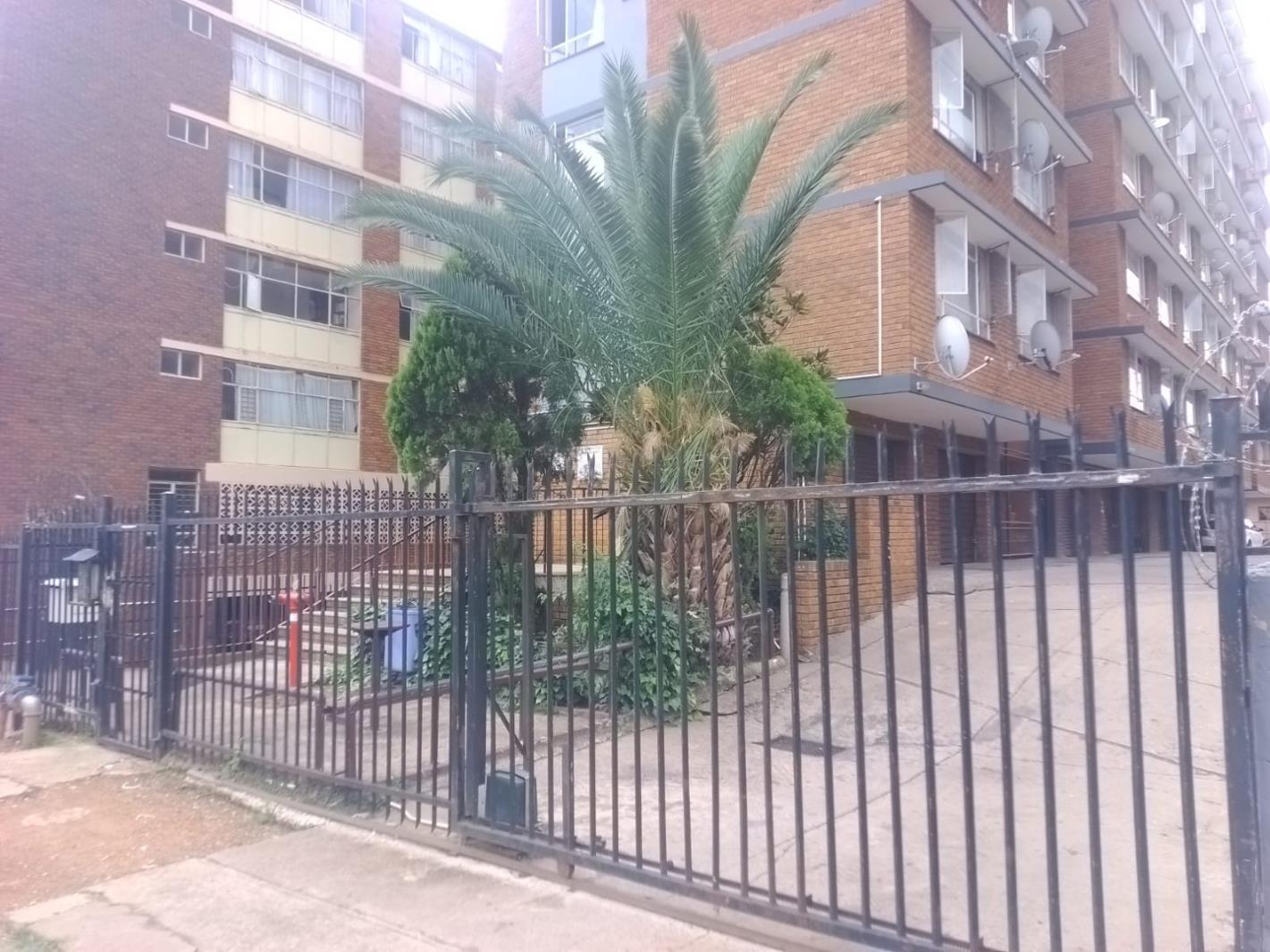 2 Bedroom Apartment in Sunnyside