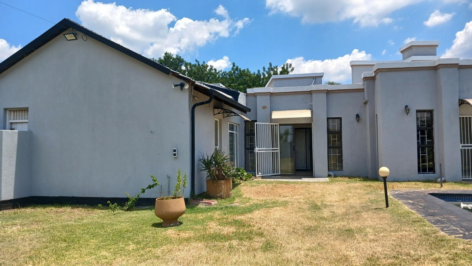 4 Bedroom House in Brackenhurst