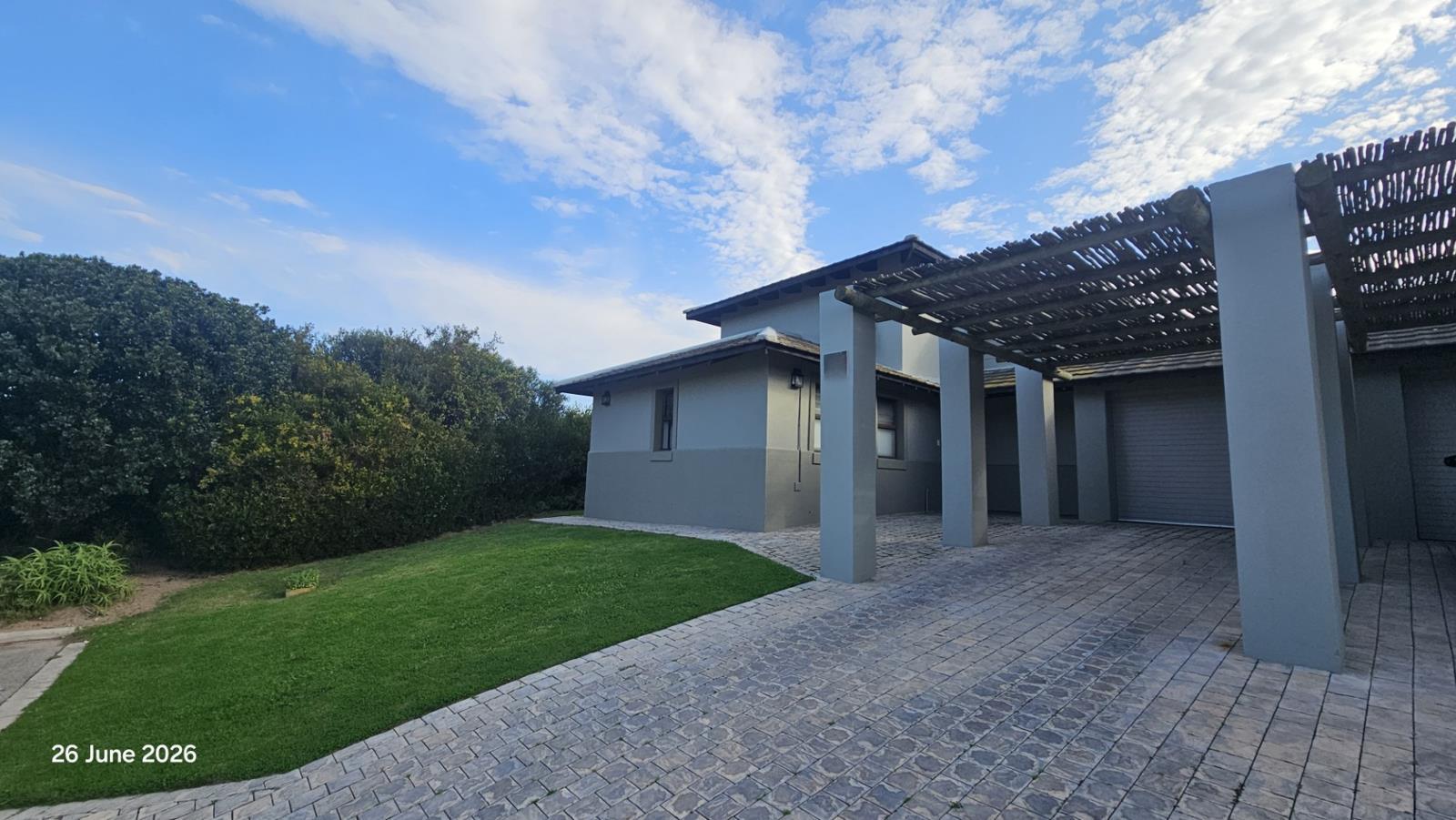 2 Bedroom Townhouse in Hartenbos Landgoed