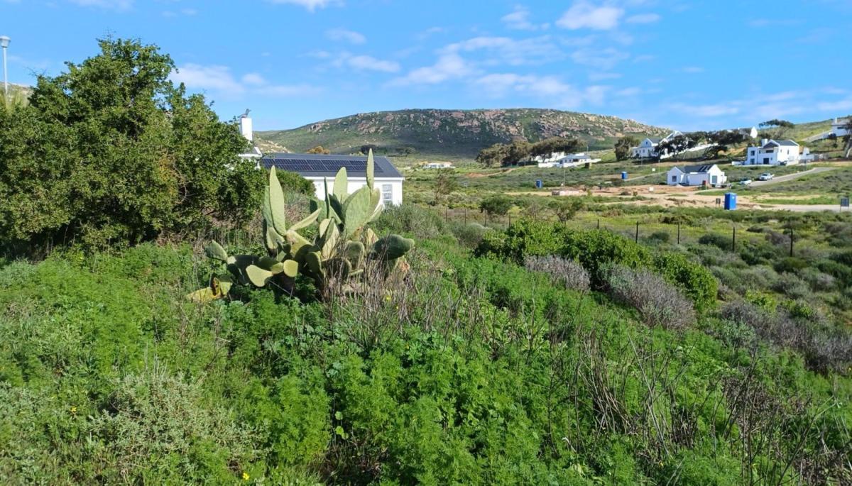 435 m² Land available in St Helena Views