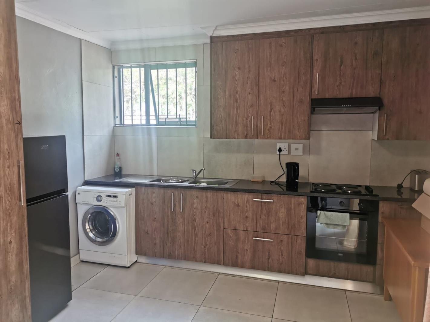 1 Bedroom Garden Cottage in Meredale