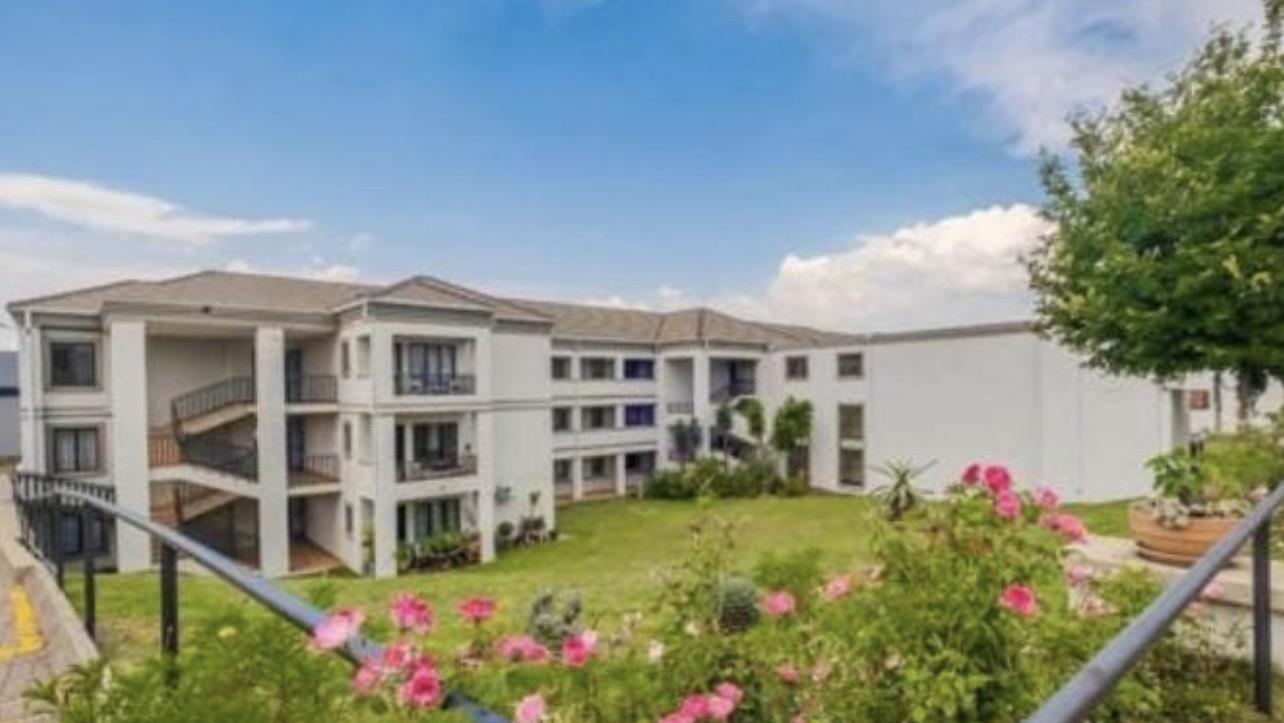 2 Bedroom Flat in Rietvalleirand