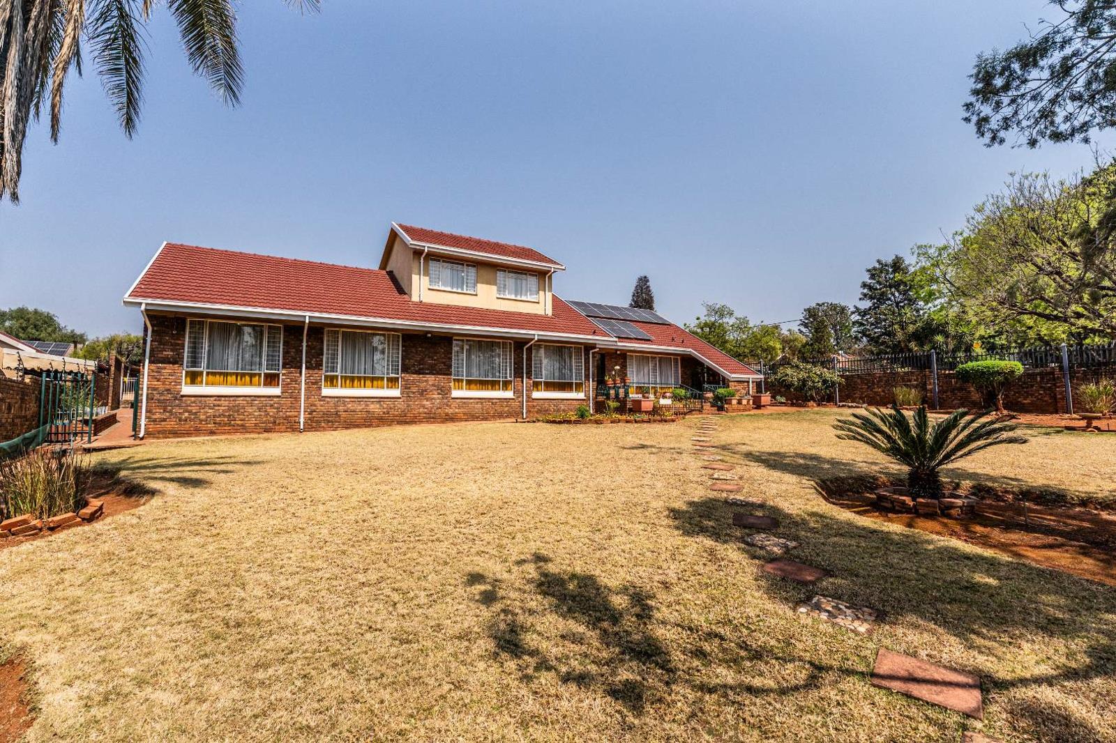 4 Bedroom House in Eldoraigne