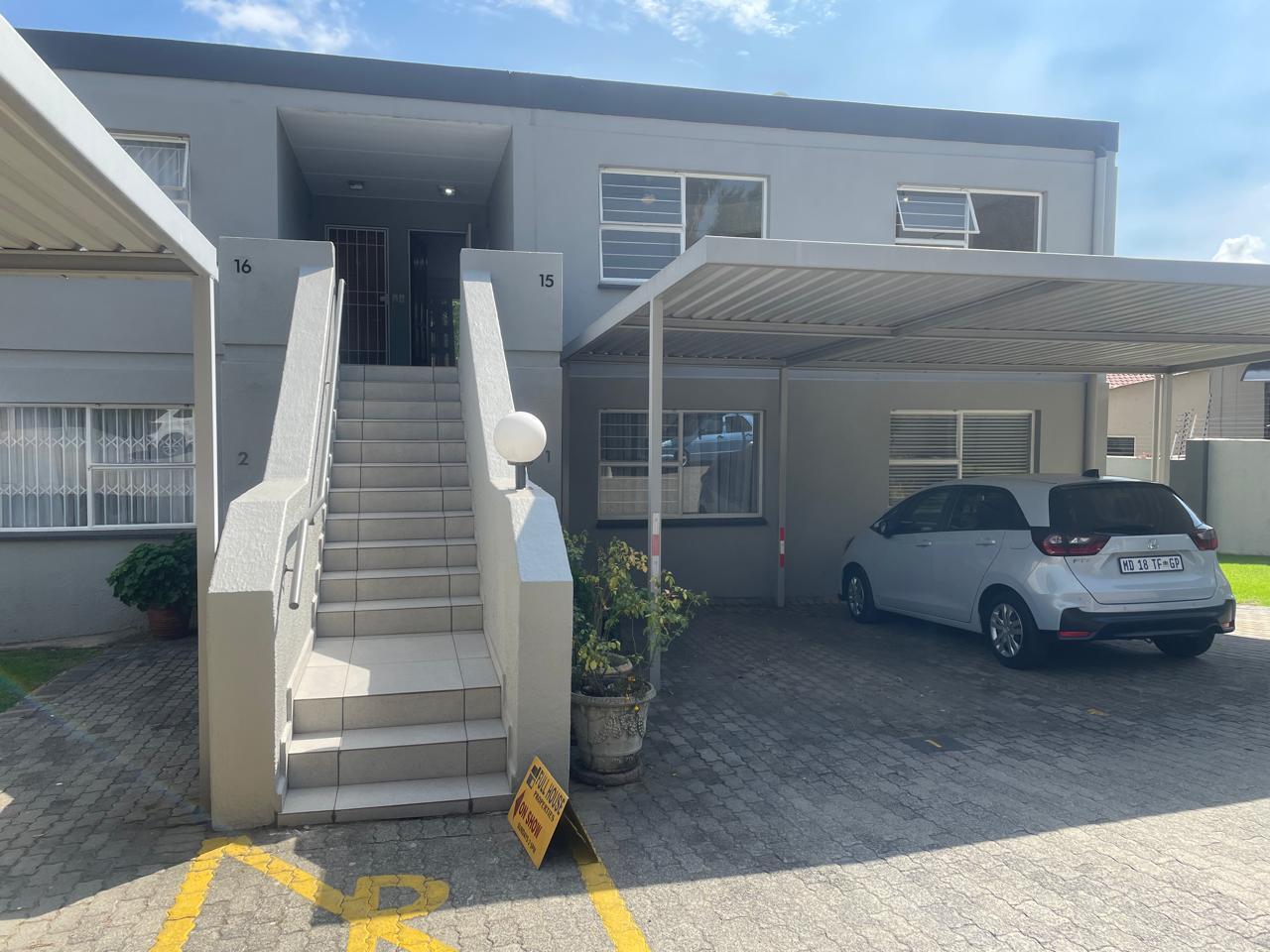 3 Bedroom Townhouse in Marais Steyn Park
