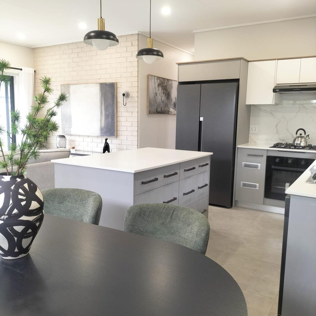 3 Bedroom House in Mondeor