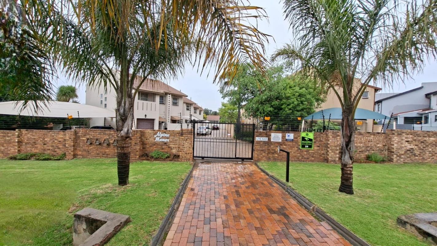 3 Bedroom Townhouse in Illiondale