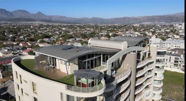 3 Bedroom Penthouse in Strand North