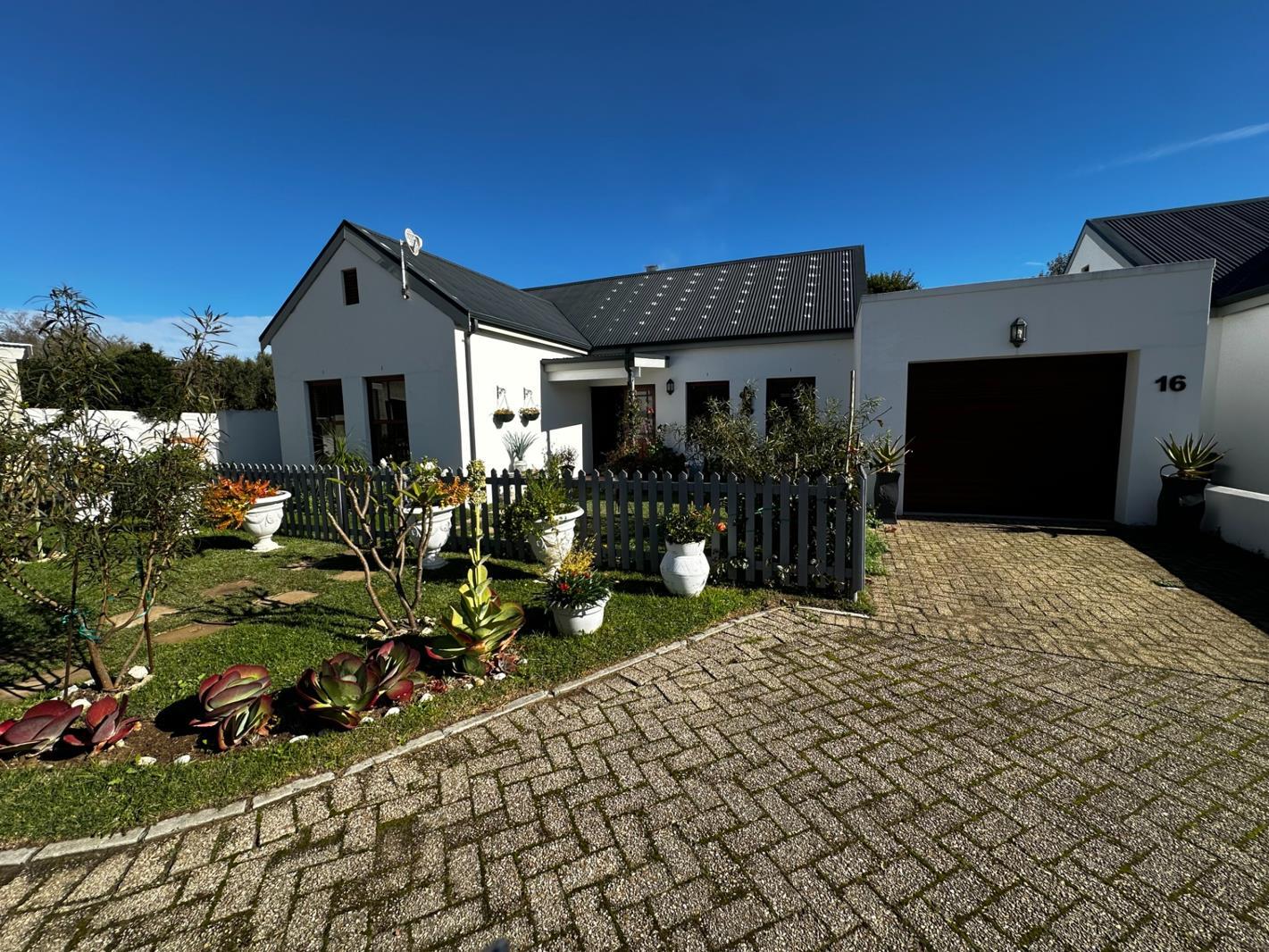 3 Bedroom House in Stanford
