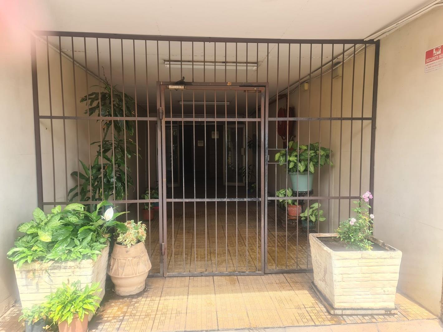 2.5 Bedroom Apartment in Sunnyside